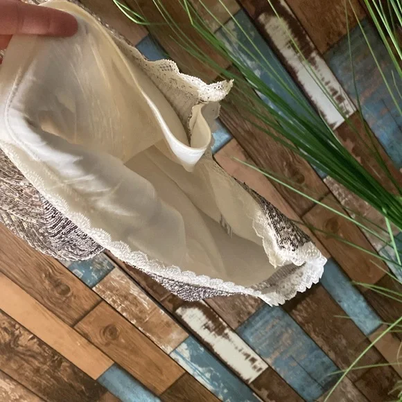 Wild fable silver sequins and lace trim stretchy dress - Picture 9 of 16